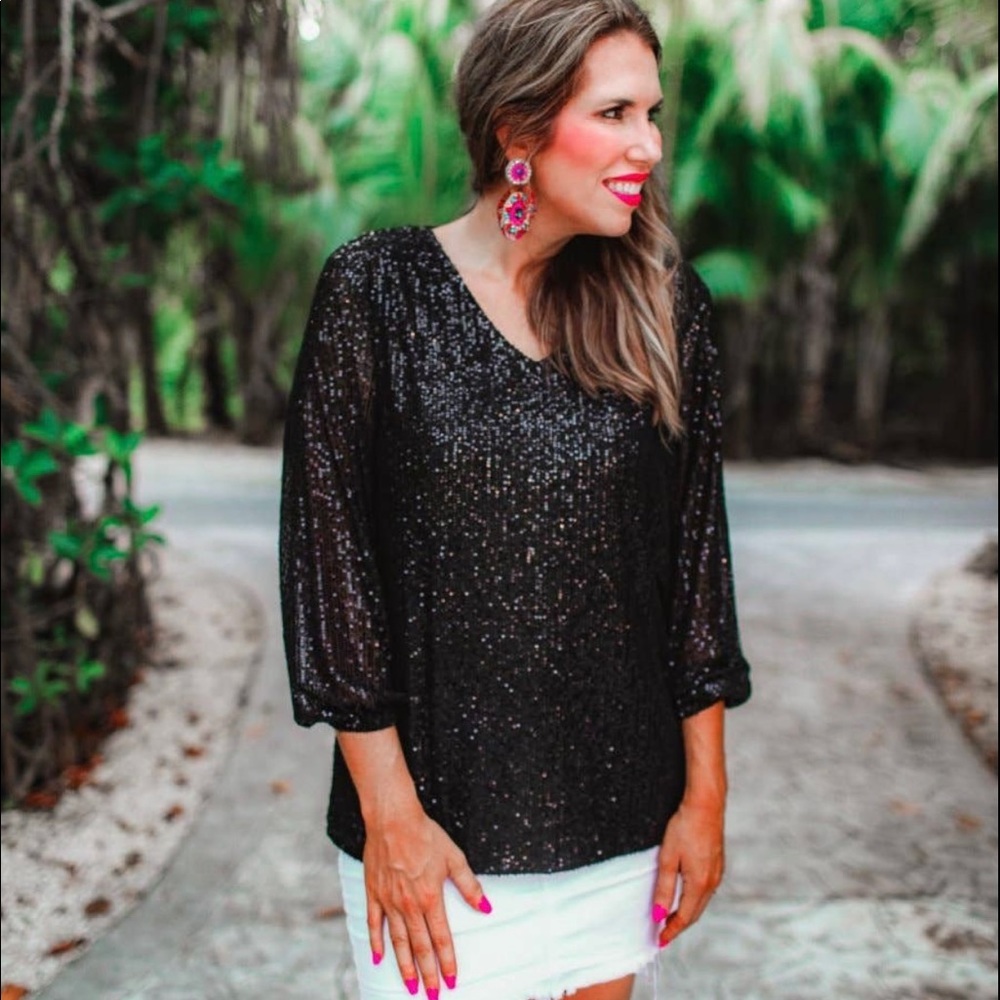 NWT! Stunning Boutique Black Sequin Blouse! 🌸 - Picture 2 of 3